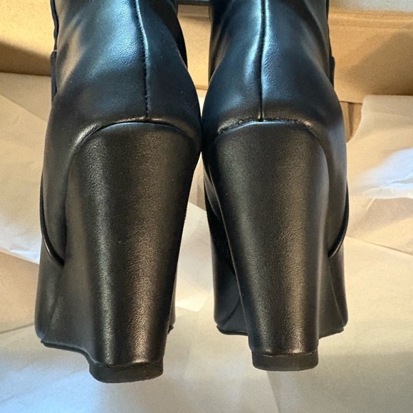 The Drop Women's Geralda Tall Wedge Boot Classic - Black - Picture 5 of 7